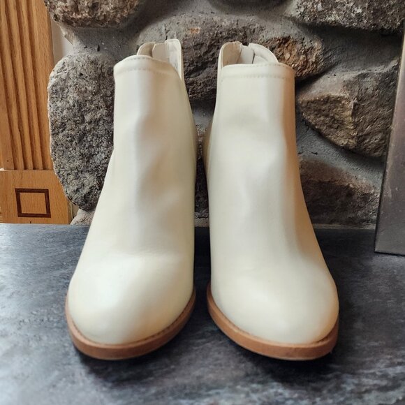 Anthropologie Joie Kayden Off White/Cream Leather Heeled Ankle Boots Size 10M - Picture 5 of 16